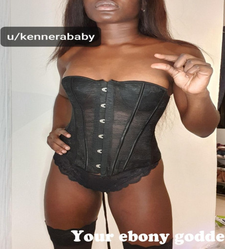 Your Ebony Goddess Kennera Is Here To Remind You Of Your Place Beneath Me Sext Cam Sph Dom Pm Me Or Kik Telegram Me Kennera 99 From Desi Village Chut
