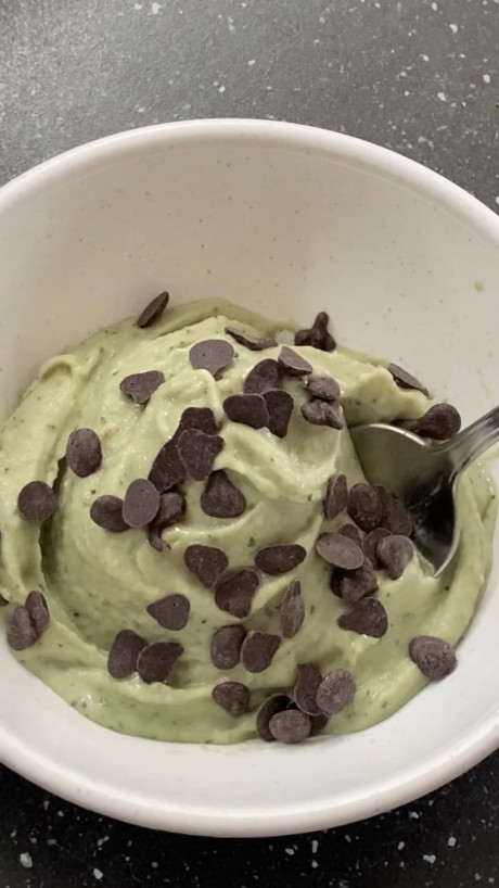 Vegan Mint Chocolate Chip Ice Cream Healthy Sweets Recipes Healthy Desserts Interesting Food Recipes