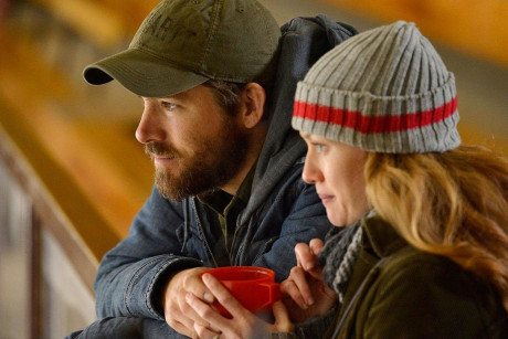 Cannes Review Ryan Reynolds Gets Lost In The Snow In Atom Egoyan S Flubbed Thriller The Vanity