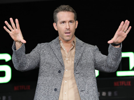 New Ryan Reynolds Action Hero Makes Trailer Vanity