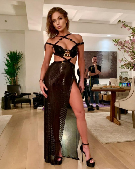 Jennifer Lopez S Stylist Shares The Back Up Versace Dress For Her 50th Birthday Party