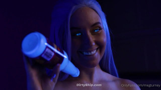 Meg Turney OnlyFans Nuka Cola Quantum skank girlfriend girl Cosplay movie
